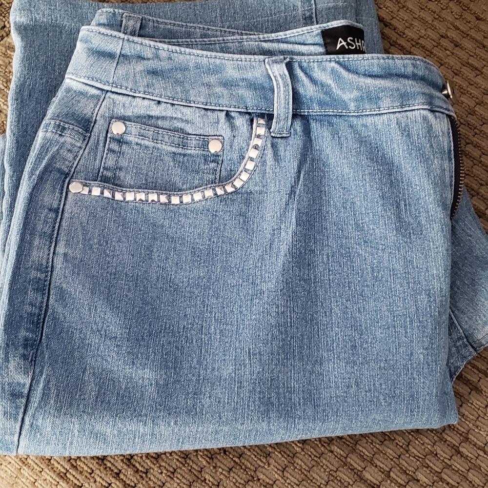 Ladies Jean pantsuit